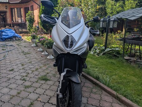 2016 MV Agusta Turismo Veloce 800, белый, 900000 рублей, вид 2