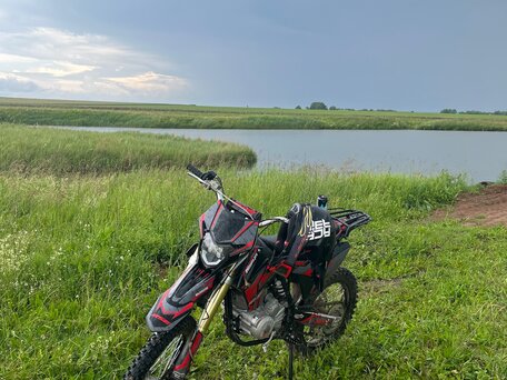 2024 BSE Z3, красный, 150000 рублей, вид 5