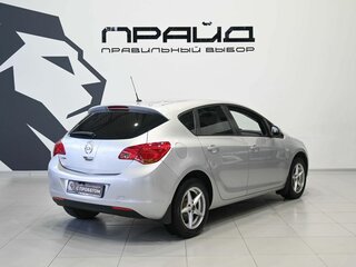 2011 Opel Astra J, серебристый, 779900 рублей, вид 3