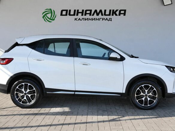 2024 Jetour X50, белый, 1799000 рублей - вид 5