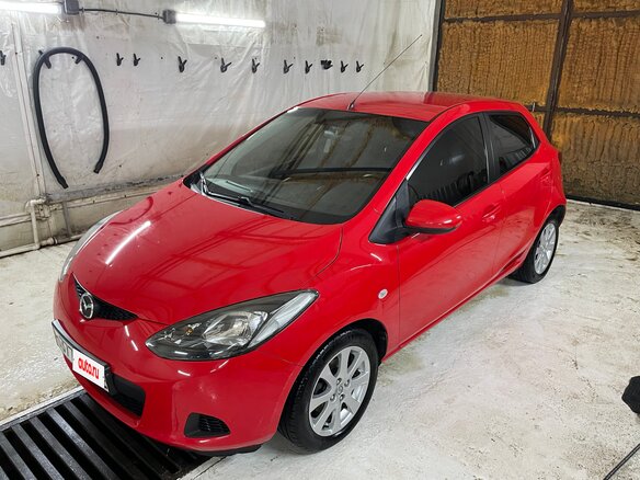 2008 Mazda 2 II (DE), красный, 690000 рублей