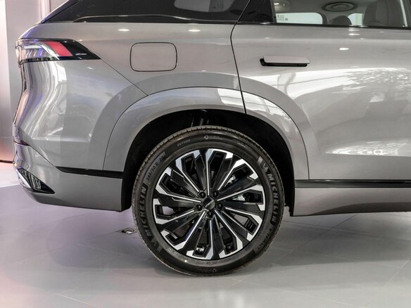 2025 Jaecoo J8, серый, 4569000 рублей - вид 8