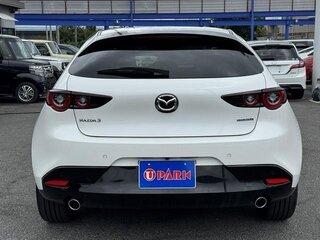 2023 Mazda 3 IV (BP), белый, 1392010 рублей, вид 5