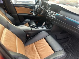 2008 BMW 5 серии 525i V (E60/E61) Рестайлинг, красный, 1490000 рублей, вид 3