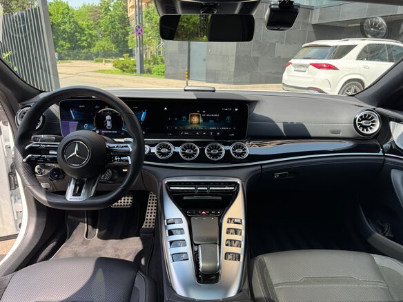 2022 Mercedes-Benz AMG GT 4-Door Coupe 43 I, белый, 10799000 рублей - вид 5