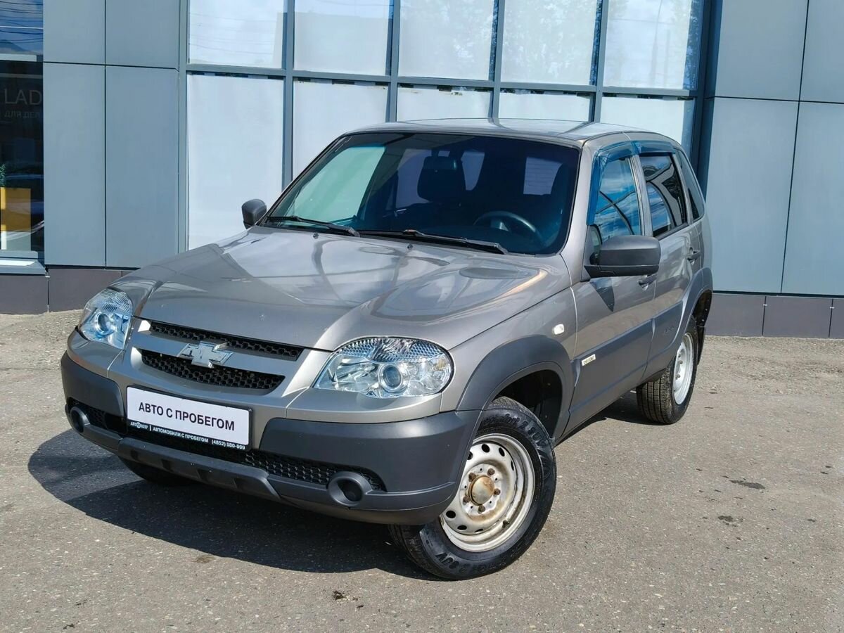 Открыть фотографии: Chevrolet Niva I Рестайлинг