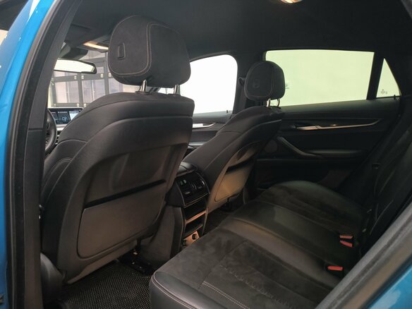 2018 BMW X6 30d II (F16), голубой, 4650000 рублей - вид 36