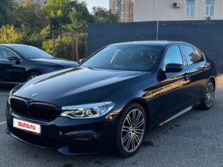 2018 BMW 5 серии 530d xDrive VII (G30/G31/G38), чёрный, 4450000 рублей, вид 3