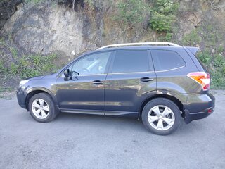 2015 Subaru Forester IV Рестайлинг, серый, 1800000 рублей, вид 4