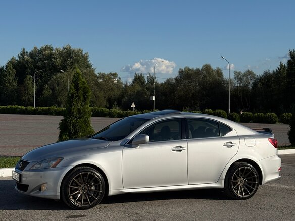 2005 Lexus IS 250 II, серебристый, 1550000 рублей - вид 5