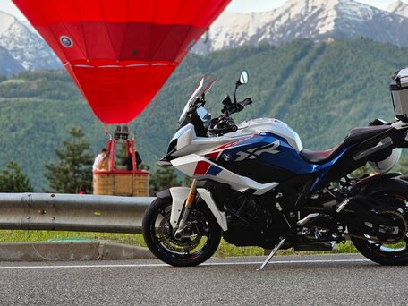 2020 BMW S 1000 XR, белый, 1700000 рублей, вид 4