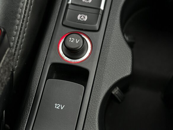 2014 Audi Q3 I (8U), чёрный - вид 25