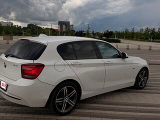 2012 BMW 1 серии 118i II (F20/F21), белый, 1100000 рублей, вид 4