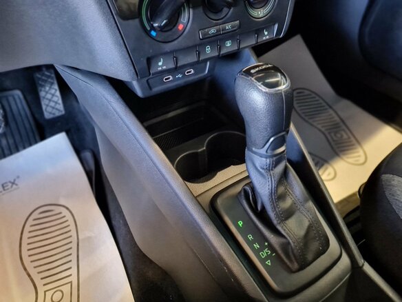 2021 Skoda Rapid II, синий, 1670000 рублей - вид 12