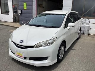 2017 Toyota Wish II Рестайлинг, белый, 1218009 рублей, вид 1