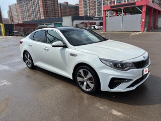 2019 Kia Optima IV Рестайлинг, белый, 2150000 рублей, вид 3