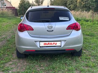 2011 Opel Astra J, серебристый, 420000 рублей, вид 3