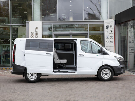 2026 Ford Transit Custom, белый, 5950000 рублей, вид 4