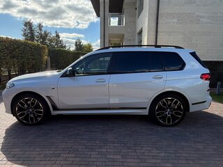 2021 BMW X7 30d I (G07), белый, 6950000 рублей, вид 5