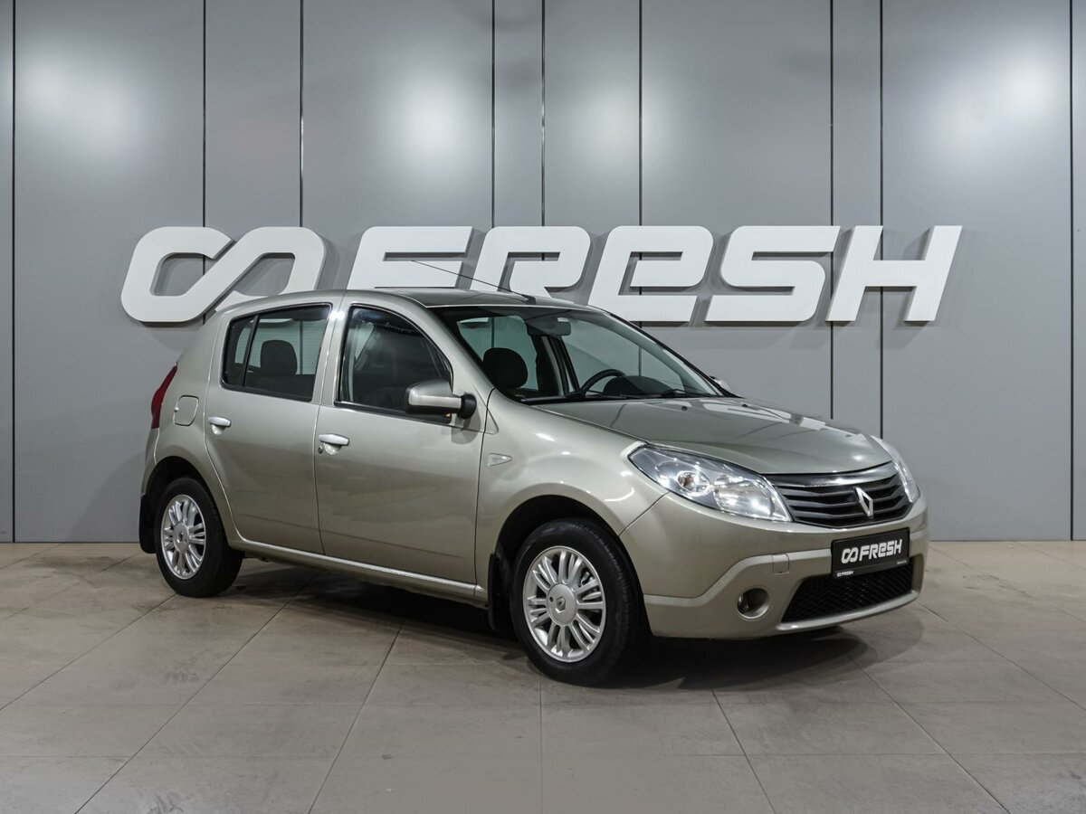 Открыть фотографии: Renault Sandero I