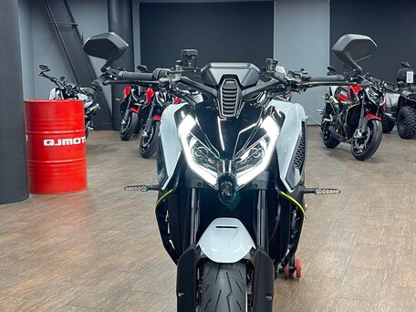 2026 QJMotor SRK 921, белый, 1090000 рублей, вид 3