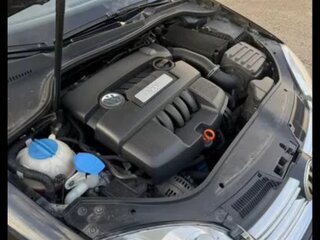 2009 Volkswagen Jetta V, чёрный, 550000 рублей, вид 3