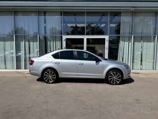 2017 Skoda Octavia III (A7), серебристый, 1143000 рублей, вид 4