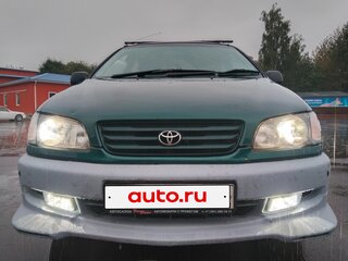 1998 Toyota Ipsum I (M10), зелёный, 550000 рублей, вид 1