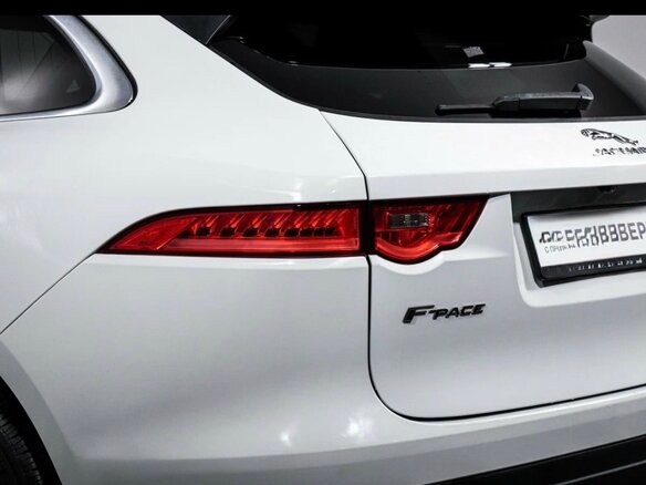 2019 Jaguar F-Pace I, белый, 3500000 рублей - вид 14