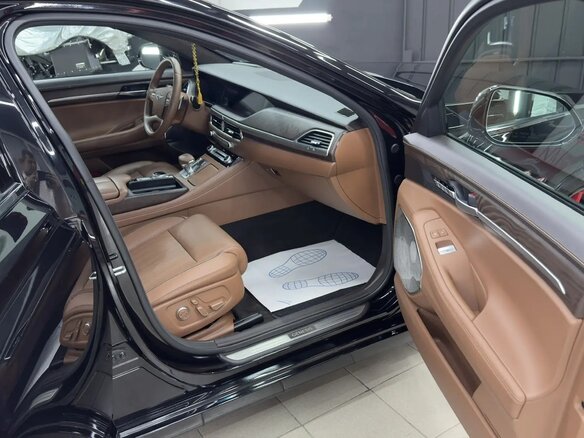 2020 Genesis G90 I Рестайлинг, чёрный, 4900000 рублей - вид 17