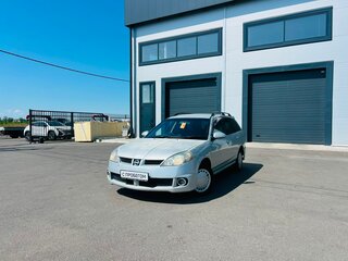 Nissan Wingroad II (Y11)