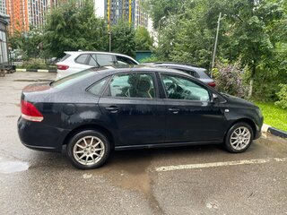 2014 Volkswagen Polo V, чёрный, 659000 рублей, вид 4
