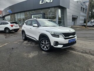 2020 Kia Seltos I, белый, 2306000 рублей, вид 3