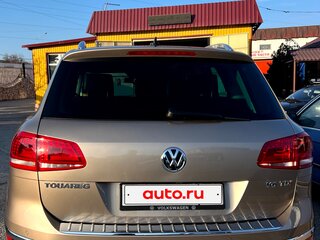 2015 Volkswagen Touareg II Рестайлинг, бежевый, 2400000 рублей, вид 5