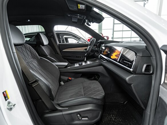 2026 Geely Monjaro I, белый - вид 7