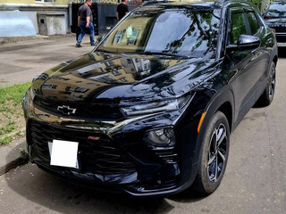 2021 Chevrolet TrailBlazer III, чёрный, 1870000 рублей, вид 1