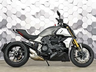 2019 Ducati Diavel 1260 S, серый, 1669000 рублей, вид 5