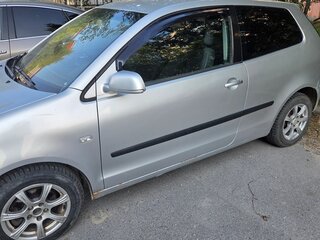 2001 Volkswagen Polo IV, белый, 230000 рублей, вид 4