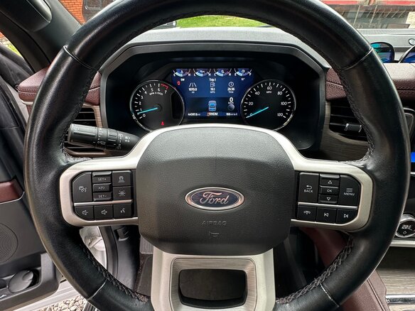 2022 Ford Expedition IV Рестайлинг, белый, 10000000 рублей - вид 12