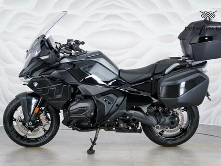2025 BMW R 1300 RT, чёрный, 2927000 рублей, вид 2