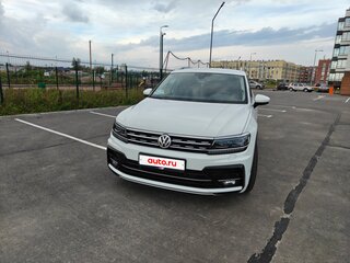 2019 Volkswagen Tiguan II, белый, 3990000 рублей, вид 3