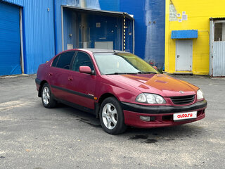 1998 Toyota Avensis I, красный, 200000 рублей, вид 2