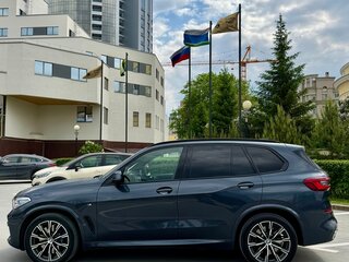 2019 BMW X5 30d IV (G05/G18), серый, 6300000 рублей, вид 3