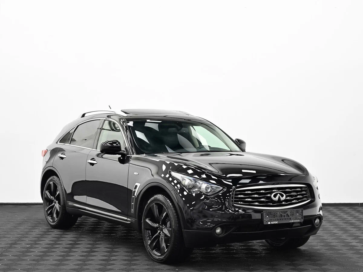 Открыть фотографии: Infiniti FX II (S51)