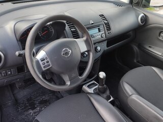 2012 Nissan Note I Рестайлинг, чёрный, 750000 рублей, вид 5