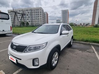 2016 Kia Sorento II Рестайлинг, белый, 1800000 рублей, вид 2