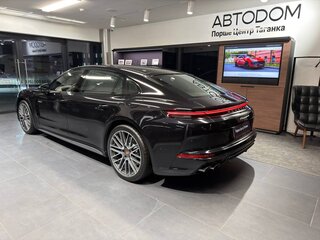 2026 Porsche Panamera 4 E-Hybrid Executive III, чёрный, 27990000 рублей, вид 3