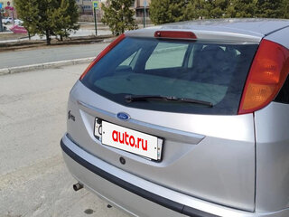 2004 Ford Focus I Рестайлинг, серебристый, 260000 рублей, вид 3