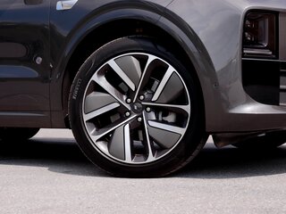 2024 Li Auto (Lixiang) L6 I, серый, 5850000 рублей, вид 3