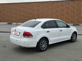 2011 Volkswagen Polo V, белый, 499000 рублей, вид 5